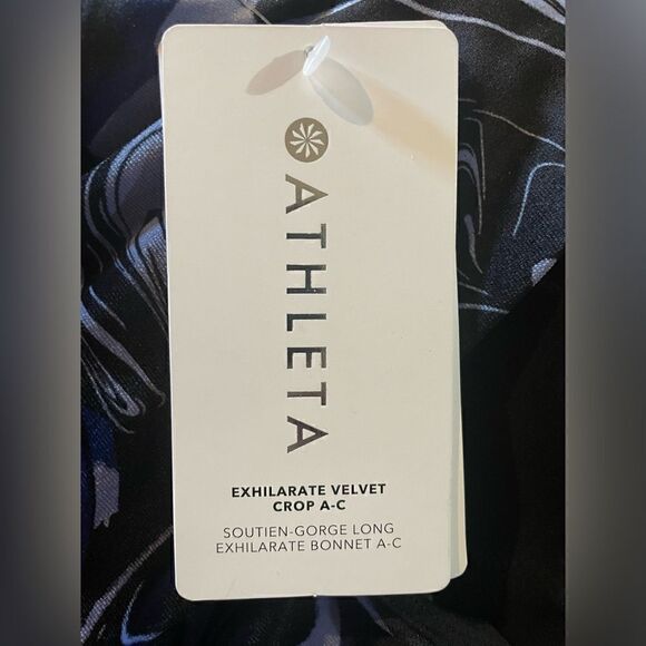 Athleta Exhilarate Workout Velvet Crop Top A-C Size Small Blue/Black NWT $79 - Picture 6 of 6